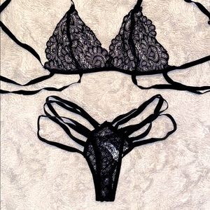 Brand New sheer lace lingerie 2 piece set